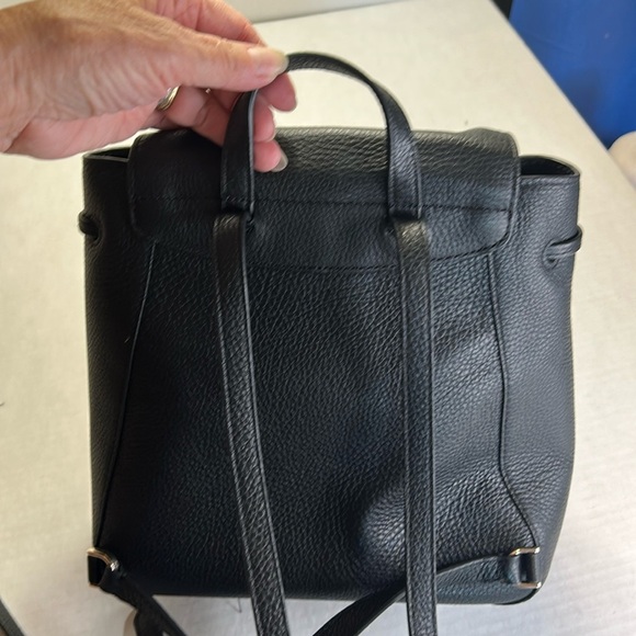 KATE SPADE LIELA MEDIUM FLAP BLACK BACKPACK DRAWSTRING LEATHER BAG - Picture 3 of 15